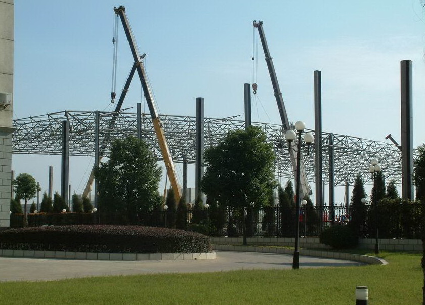 密山加油站罩棚网架